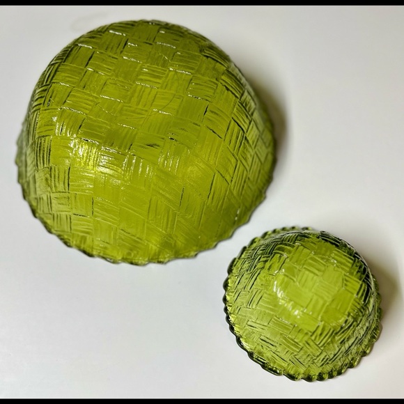 Vintage Indiana glass basket weave chip and dip set - Picture 3 of 4